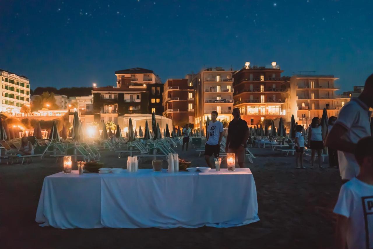 Giovanna Regina Hotel Gabicce Mare Exterior foto