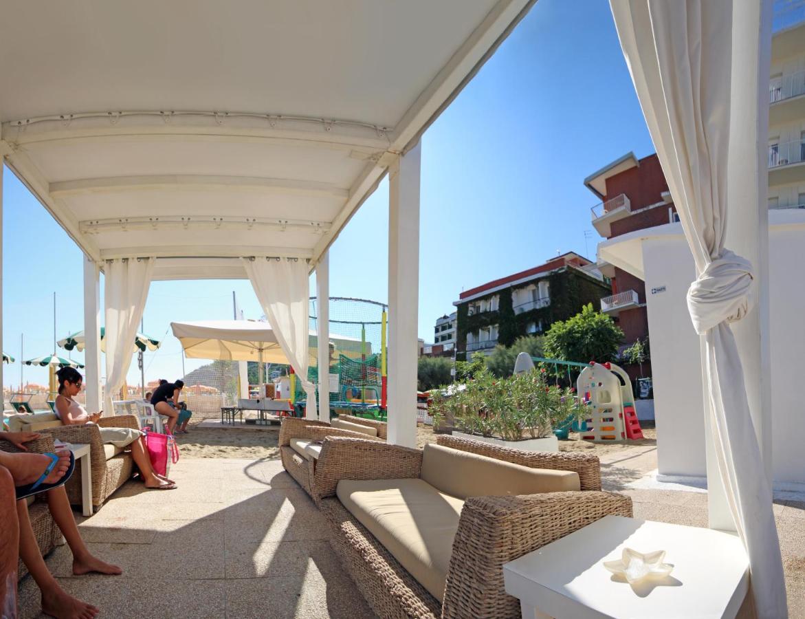Giovanna Regina Hotel Gabicce Mare Exterior foto